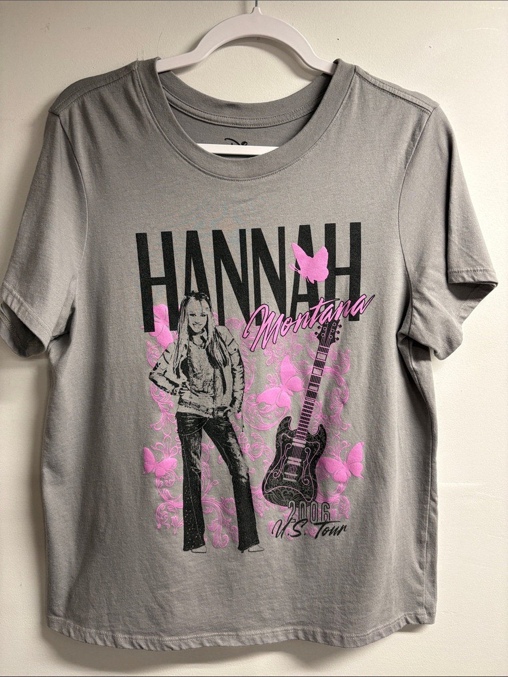 Disney Hannah Montana Gray Tee with Pink Graphic
